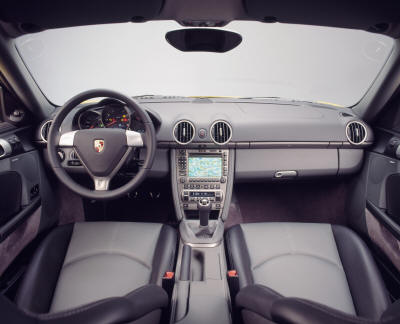 ������ �� ���� BMW Z4 ������ Porsche Cayman