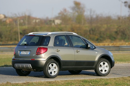 Fiat Sedici � ��� ������ �� ����������