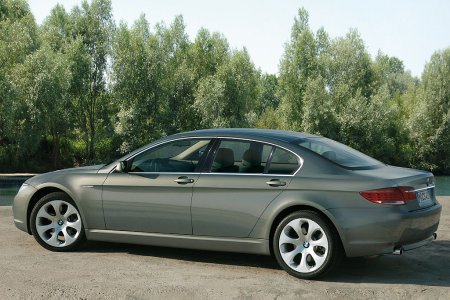 BMW 7-Series hybrid ��� �� ���������