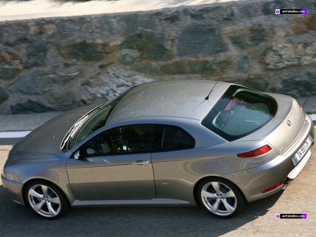 Alfa Romeo GT Cloverleaf: ����������